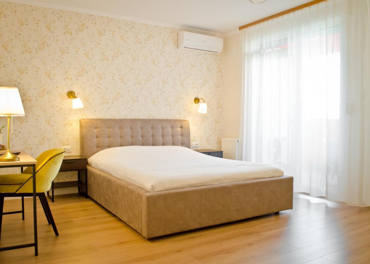 Amber Studio Oradea Apartment Екстериор снимка