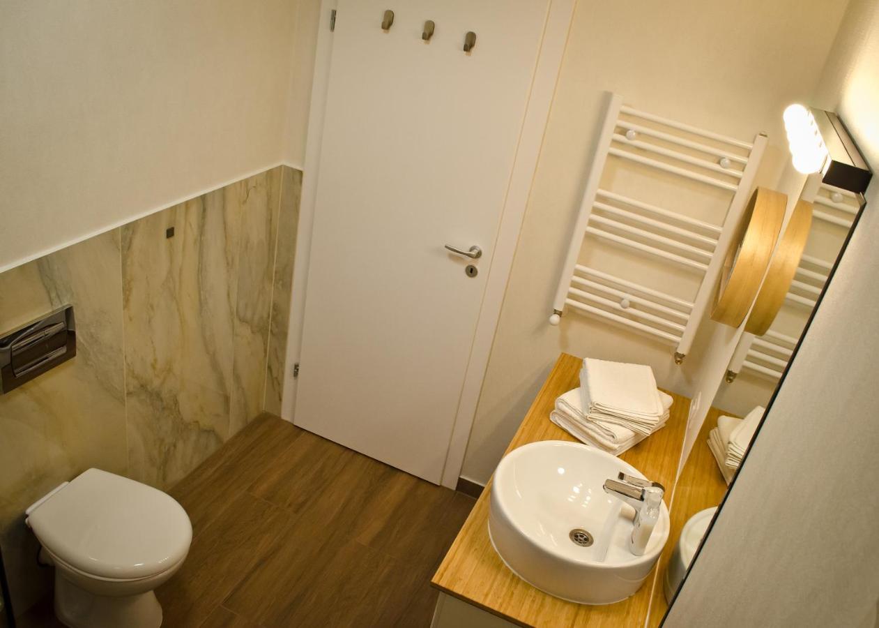 Amber Studio Oradea Apartment Екстериор снимка