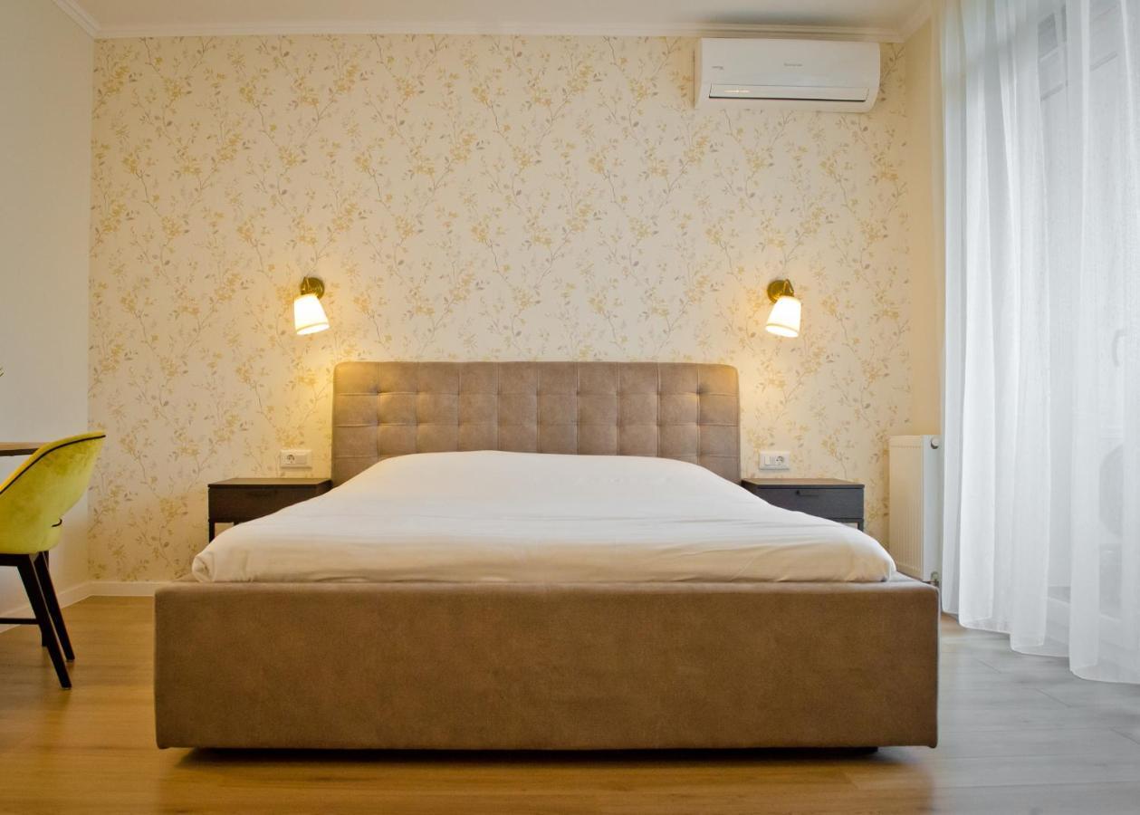 Amber Studio Oradea Apartment Екстериор снимка
